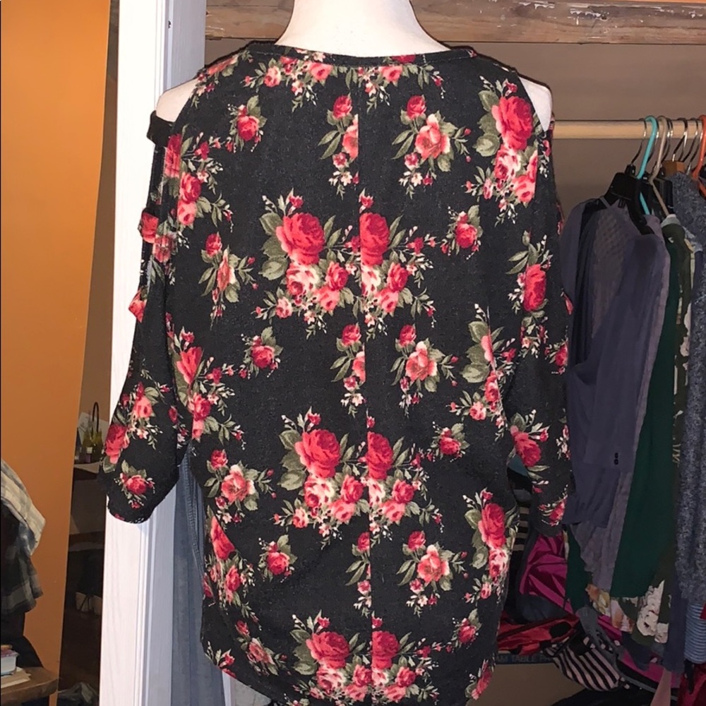 Blouse - Picture 3 of 3